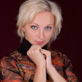 Pretty girlfriend Elena, 32 yrs.old from Simferopol, Ukraine