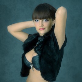 Pretty mail order bride Anna, 40 yrs.old from Eastern Europe