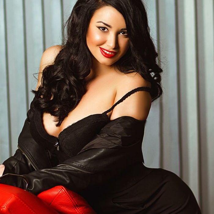 Gorgeous wife Ivanna, 34 yrs.old from Kirovograd, Ukraine