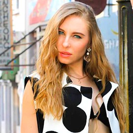 Beautiful woman Ulia, 33 yrs.old from Eastern Europe Beautiful woman Ulia, 33 yrs.old from Eastern Europe