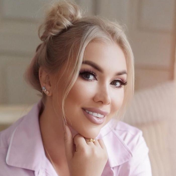 Oksana, 36 yrs.old from Kiev, Ukraine Oksana, 36 yrs.old from Kiev, Ukraine