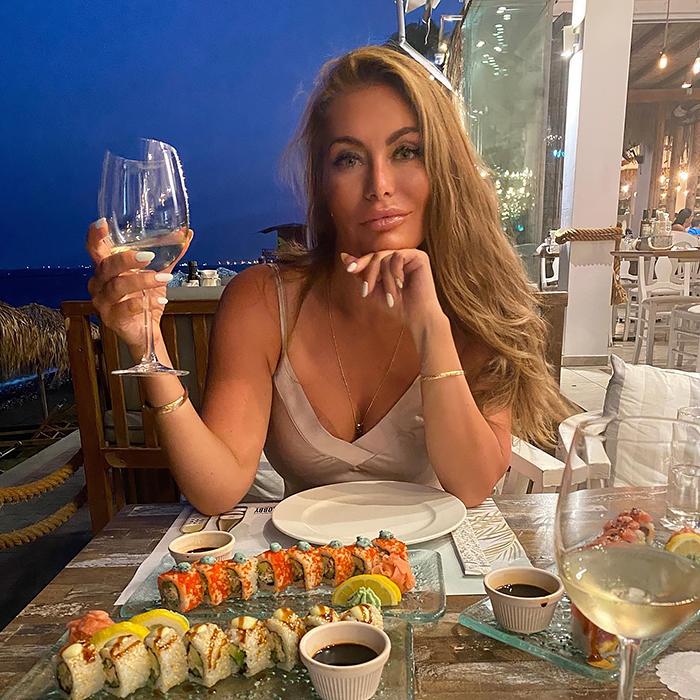 Hot pen pal Marina, 41 yrs.old from Dubai, United Arab Emirates