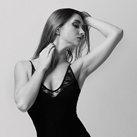 Single wife Anastasiya, 32 yrs.old from Eastern Europe