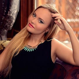 Sexy mail order bride Elina, 31 yrs.old from Kiev, Ukraine