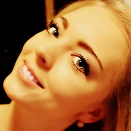 Gorgeous mail order bride Yelena, 29 yrs.old from Sumy, Ukraine