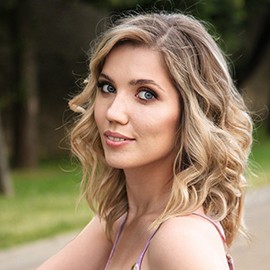 Hot girlfriend Ira, 32 yrs.old from Ostrov, Russia