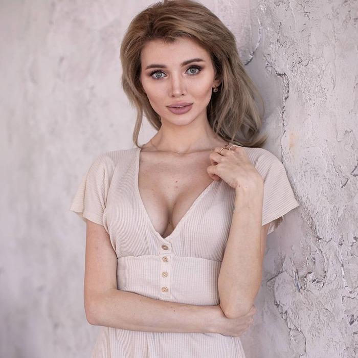 Sexy girlfriend Veronica, 30 yrs.old from Kiev, Ukraine
