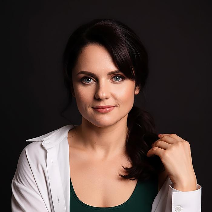 Charming woman Juliya, 45 yrs.old from Eastern Europe Charming woman Juliya, 45 yrs.old from Eastern Europe