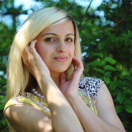 Single lady Oksana, 35 yrs.old from Kiev, Ukraine