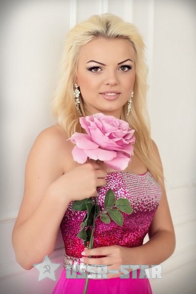 Gorgeous Pen Pal Juliya From Kharkov Ukraine Very Hot And Sexy Blondie Is Looking For Her Man