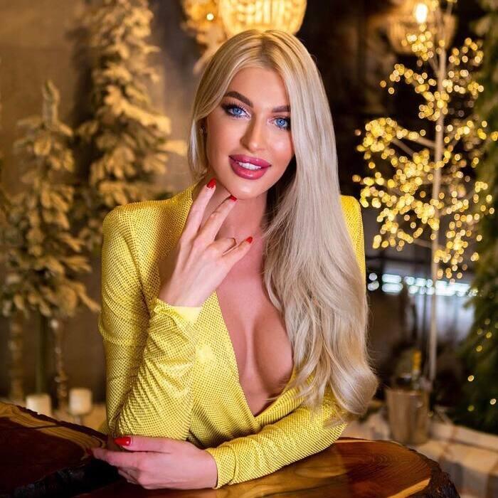 Amazing bride Oksana, 40 yrs.old from Kiev, Ukraine