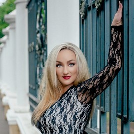 Hot miss Anna, 39 yrs.old from Kharkov, Ukraine