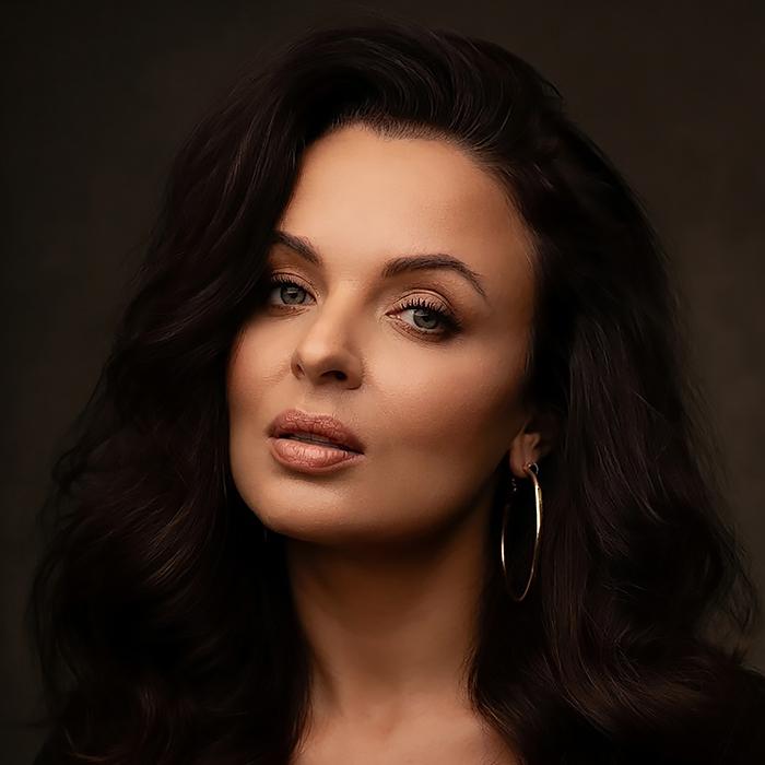 Beautiful lady Irina, 46 yrs.old from Eastern Europe