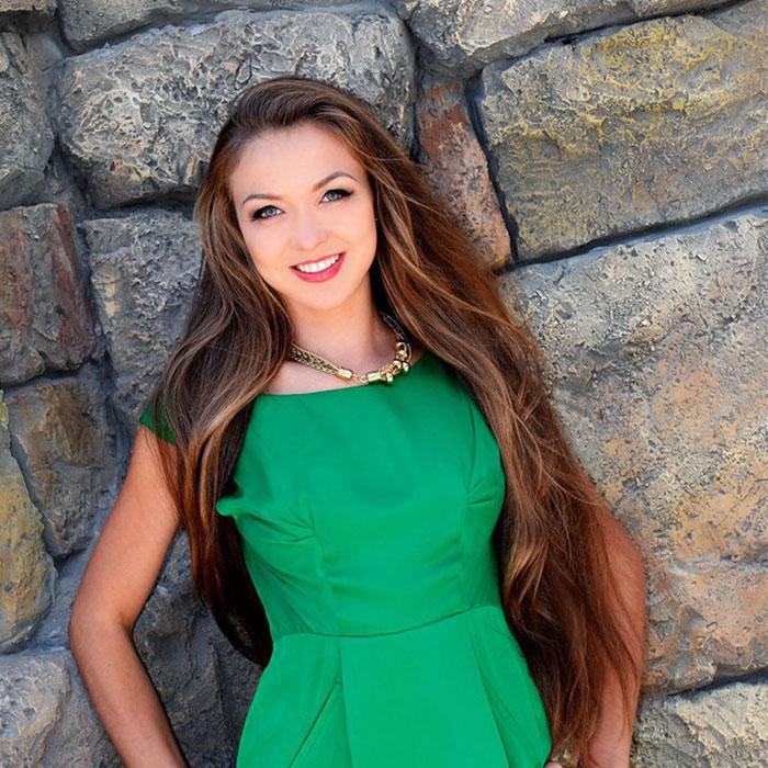 Amazing mail order bride Anna, 40 yrs.old from Kharkov, Ukraine