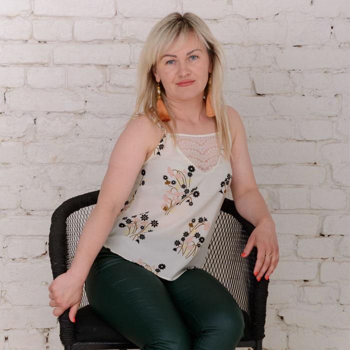 Gorgeous wife Elena, 40 yrs.old from Kharkov, Ukraine