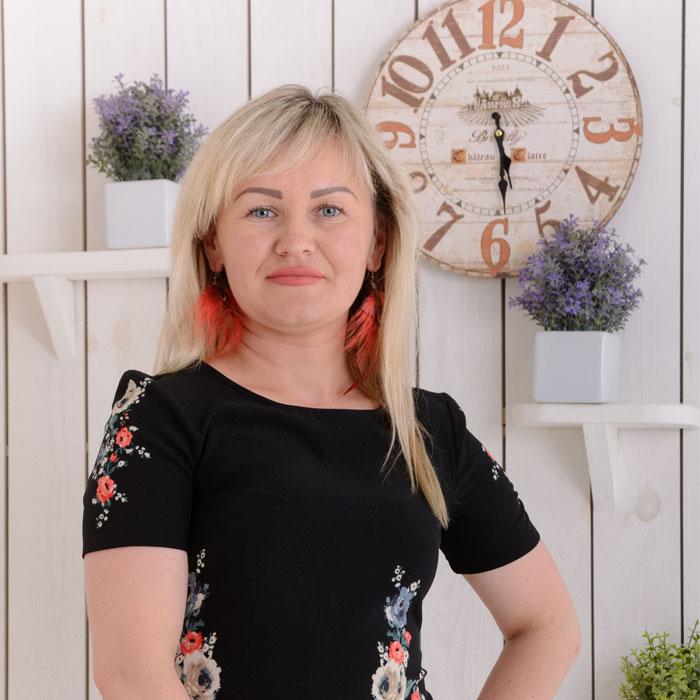 Pretty mail order bride Elena, 40 yrs.old from Kharkov, Ukraine