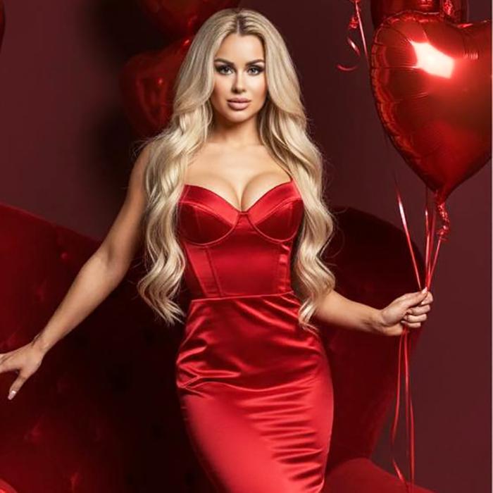 Hot lady Oksana, 41 yrs.old from Kiev, Ukraine