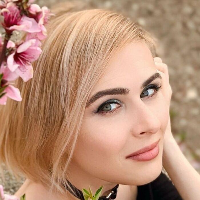 Amazing woman Kseniya, 36 yrs.old from Eastern Europe