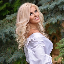 Gorgeous mail order bride Elena, 47 yrs.old from Kharkov, Ukraine