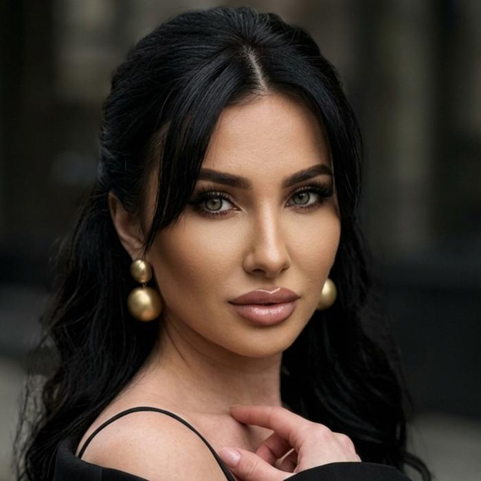 Beautiful girlfriend Kristina, 35 yrs.old from Eastern Europe