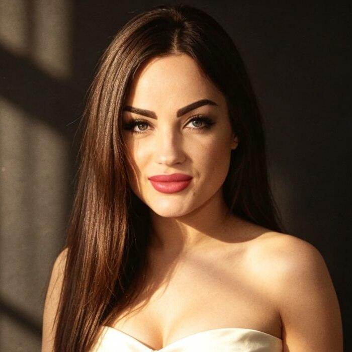 Gorgeous woman Svetlana, 48 yrs.old from Eastern Europe