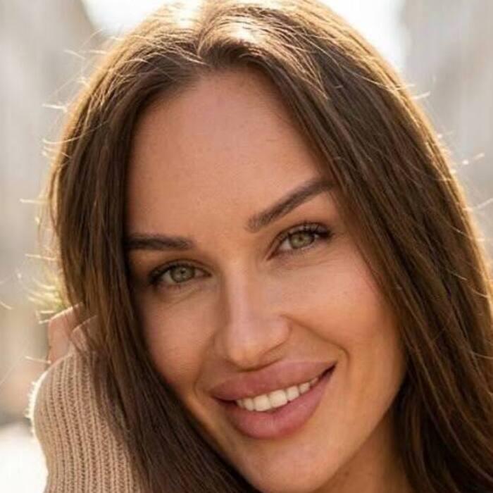 Sexy mail order bride Antonina, 39 yrs.old from Eastern Europe