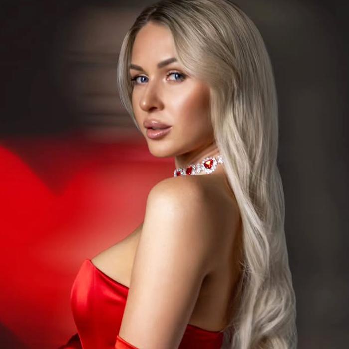 Anastasiya, 37 yrs.old from Eastern Europe Anastasiya, 37 yrs.old from Eastern Europe
