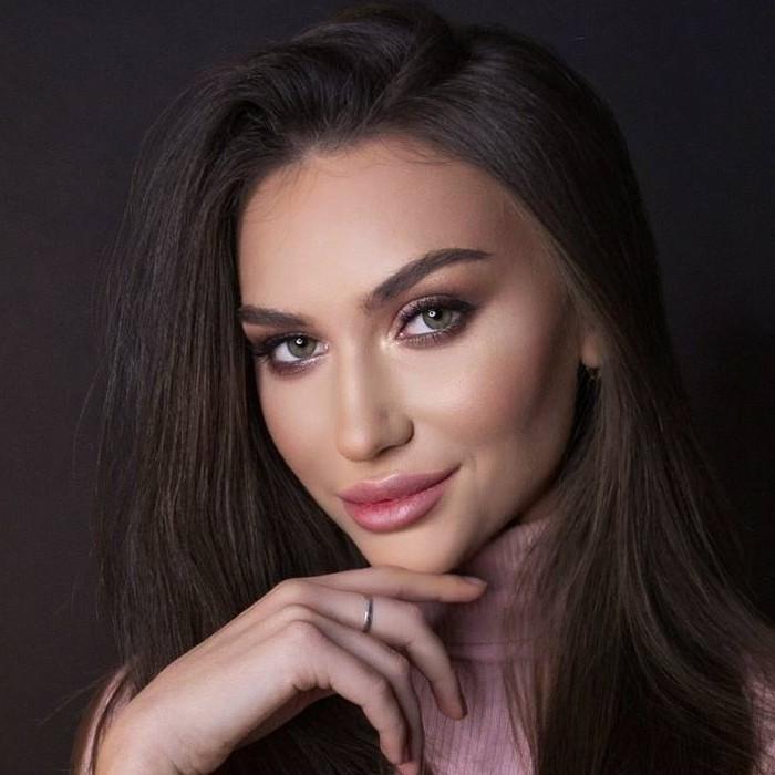 Hot woman Ekaterina, 28 yrs.old from Eastern Europe