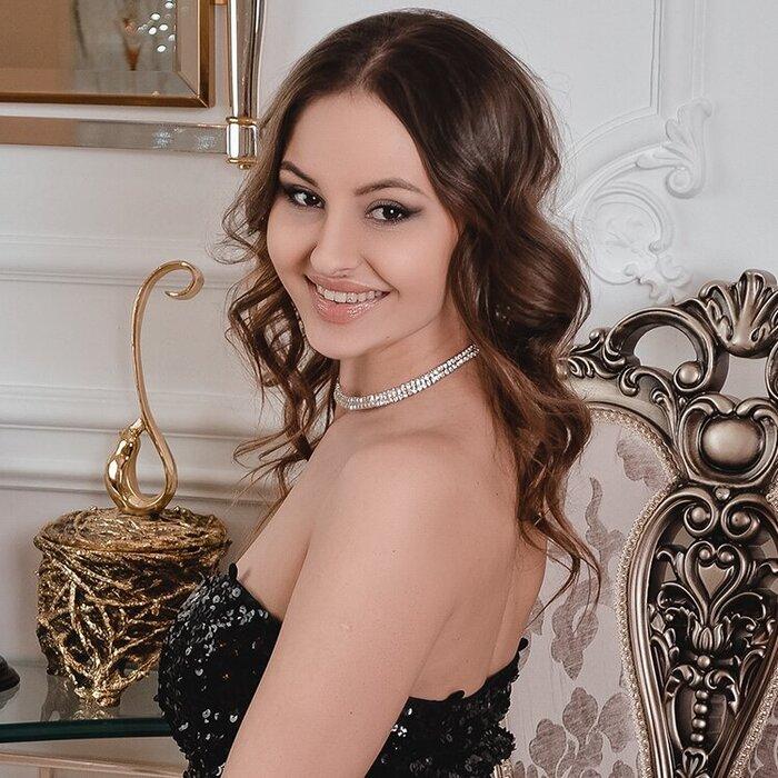 Hot bride Aleksandra, 24 yrs.old from Kharkiv, Ukraine