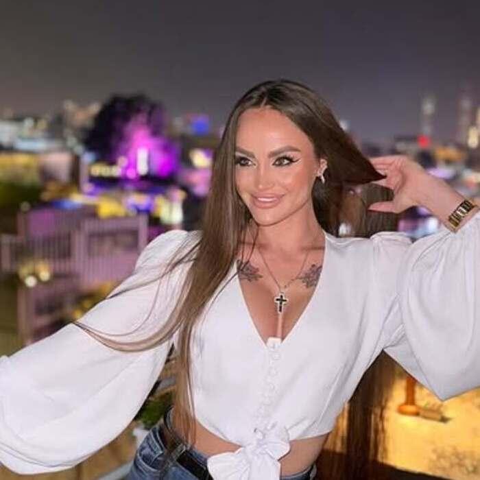 Pretty miss Alyona, 33 yrs.old from Eastern Europe Pretty miss Alyona, 33 yrs.old from Eastern Europe