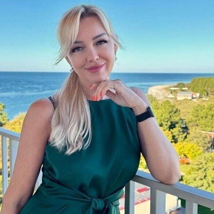 Gorgeous girl Natalia, 54 yrs.old from Eastern Europe