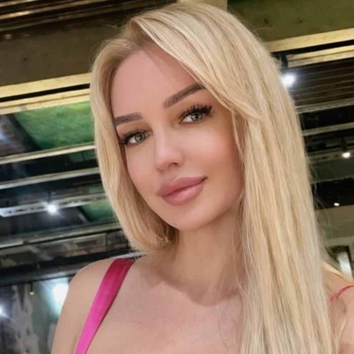 Beautiful girl Natalia, 54 yrs.old from Eastern Europe