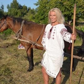 Pretty bride Viktoriya, 51 yrs.old from Lugansk, Ukraine