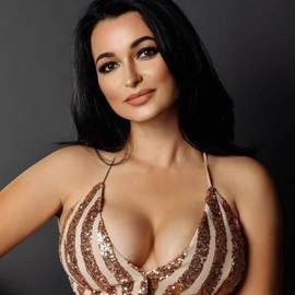 Gorgeous bride Alfia, 44 yrs.old from Ulyanovsk, Russia