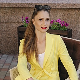 Gorgeous girl Maryana, 37 yrs.old from Bucharest, Romania
