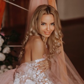 Gorgeous lady Irina, 38 yrs.old from Simferopol, Russia