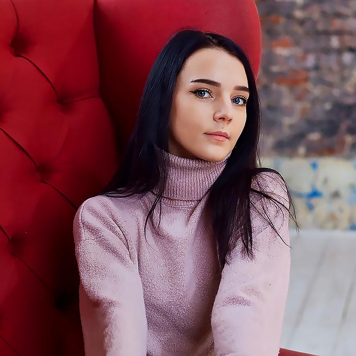 Amazing girl Alisa, 31 yrs.old from Eastern Europe