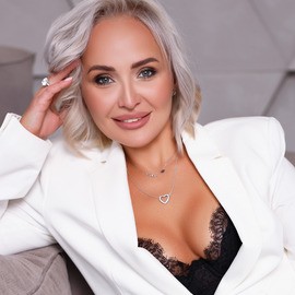 Hot wife Elena, 43 yrs.old from Kiev, Ukraine