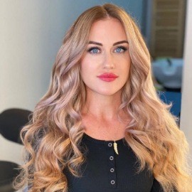 Gorgeous miss Olga, 39 yrs.old from Nantes, France