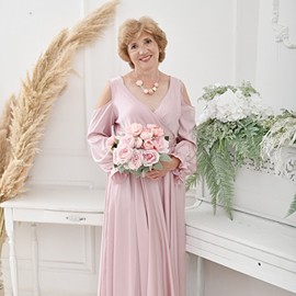 Gorgeous bride Svetlana, 62 yrs.old from Saint Petersburg, Russia