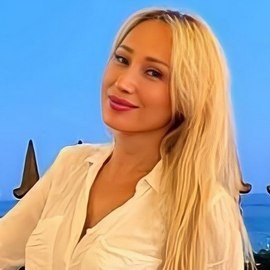 Charming miss Aida, 41 yrs.old from Almaty, Kazakhstan