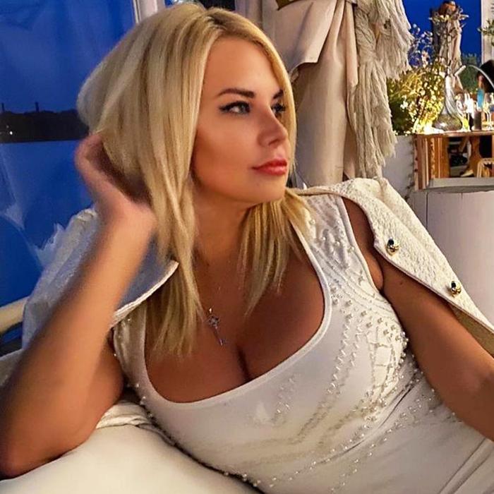 Nice wife Ekaterina, 39 yrs.old from Riga, Latvia