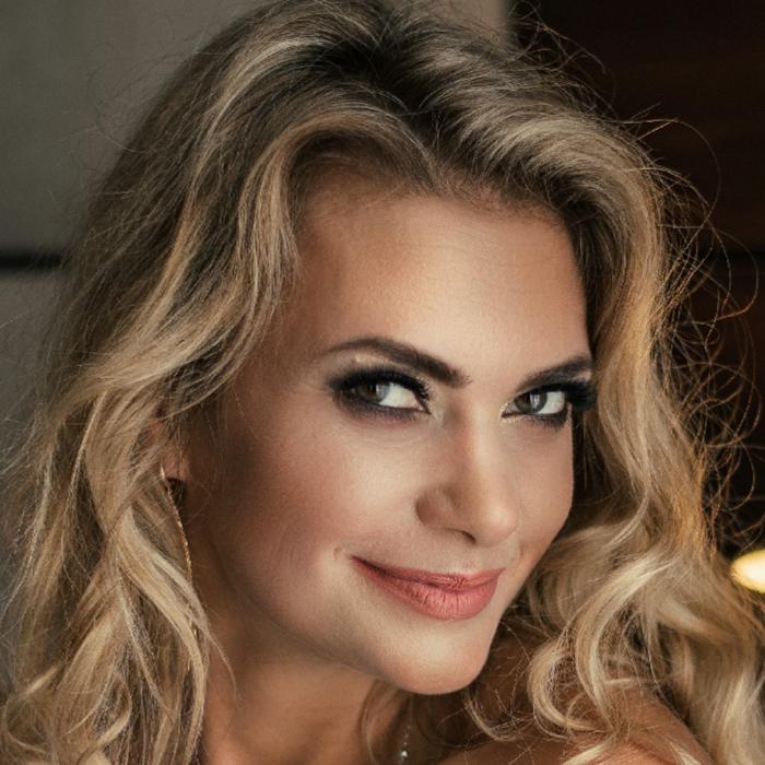 Sexy miss Alla, 43 yrs.old from Poltava, Ukraine