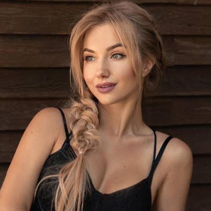 Hot girlfriend Yanina, 40 yrs.old from Poltava, Ukraine