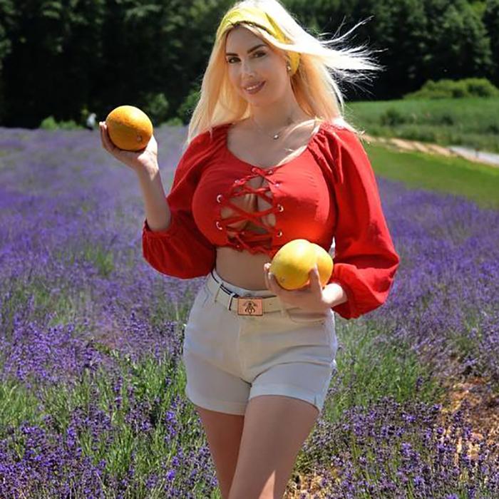 Gorgeous woman Polina, 39 yrs.old from Kharkov, Ukraine