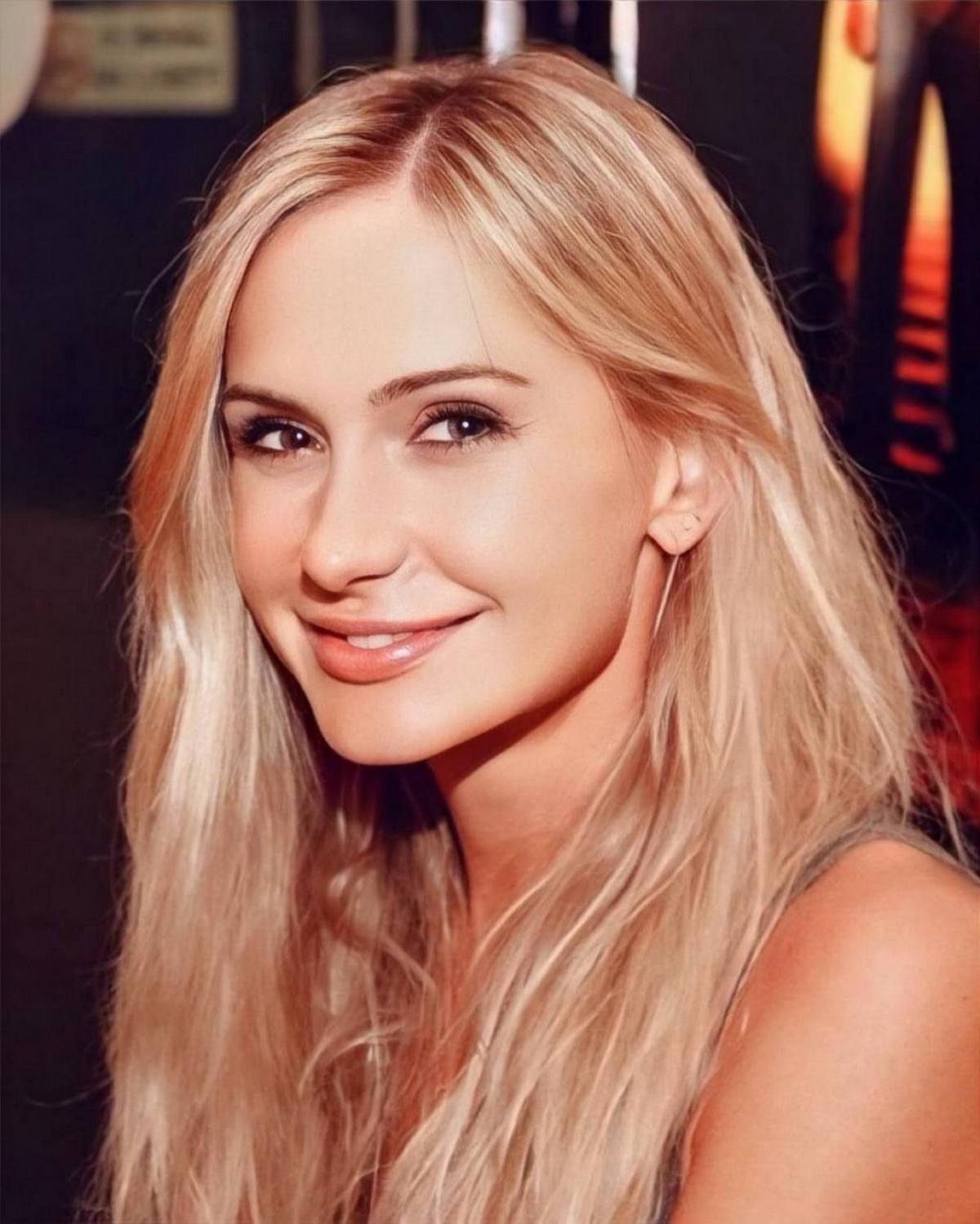 Beautiful Lady Svetlana From Kyiv Ukraine I Am A Person With A Bright 