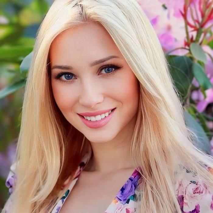 Single miss Elena, 31 yrs.old from Kyiv, Ukraine