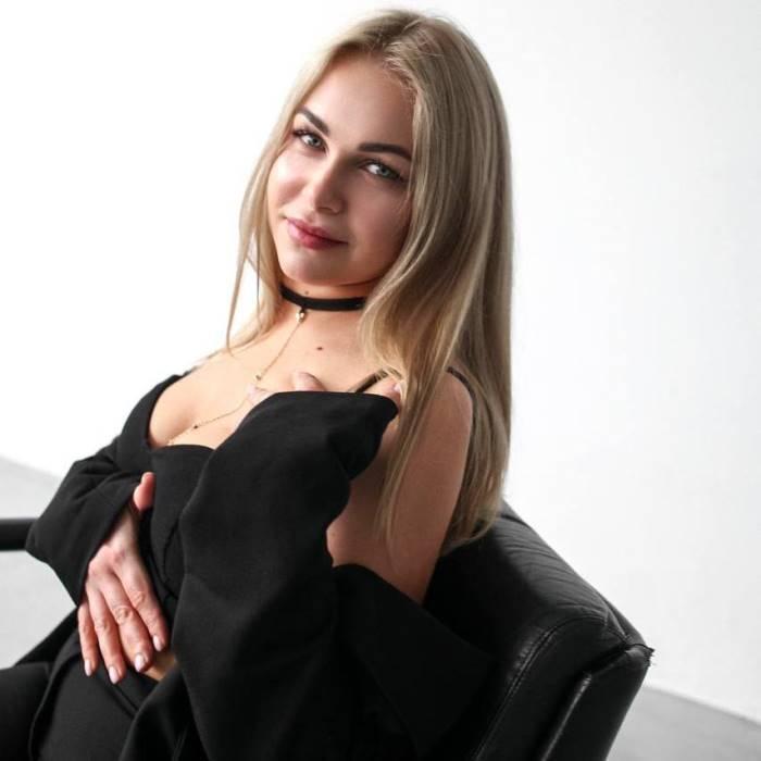 Single girlfriend Valeria, 32 yrs.old from Dortmund, Germany