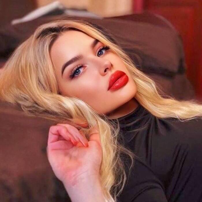 Gorgeous pen pal Diana, 27 yrs.old from Poltava, Ukraine