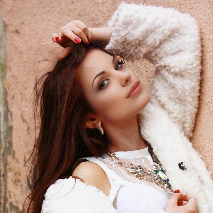 Nice bride Ekaterina, 34 yrs.old from Costanza, Romania